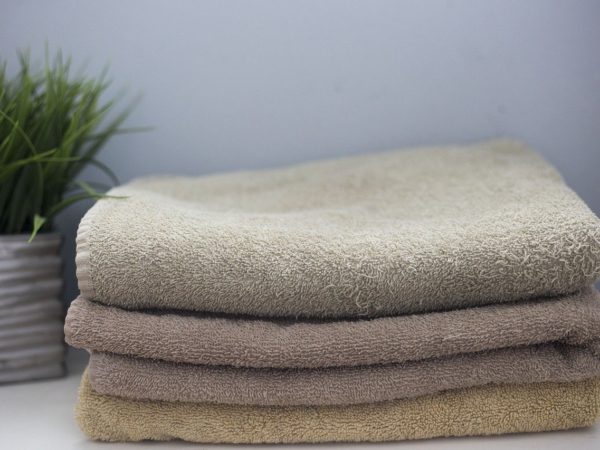 4 motivos para ter uma toalha de banho gigante